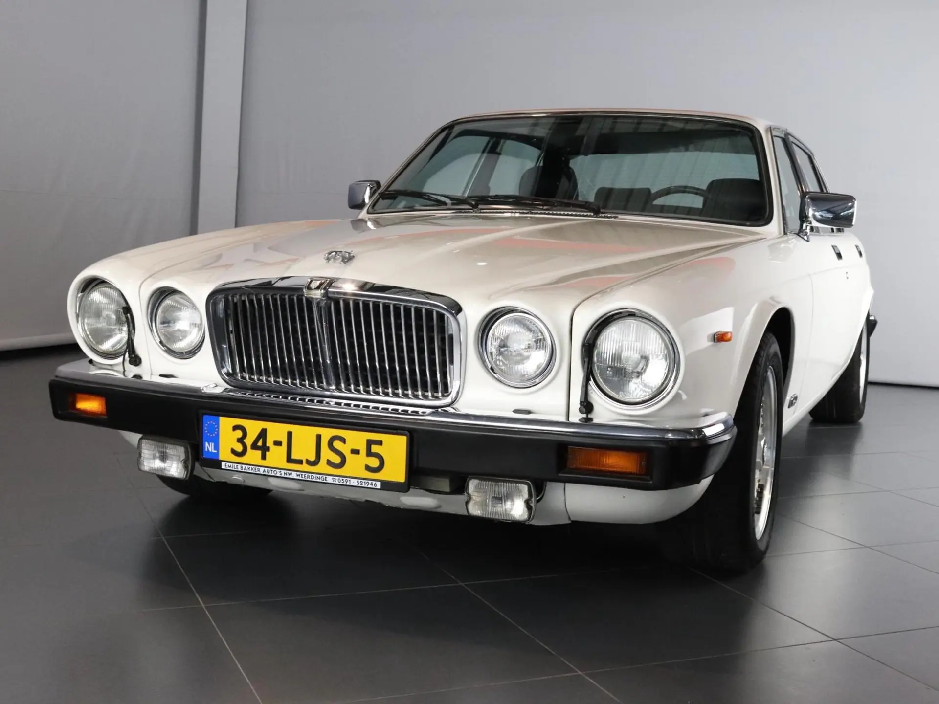 Jaguar Sovereign