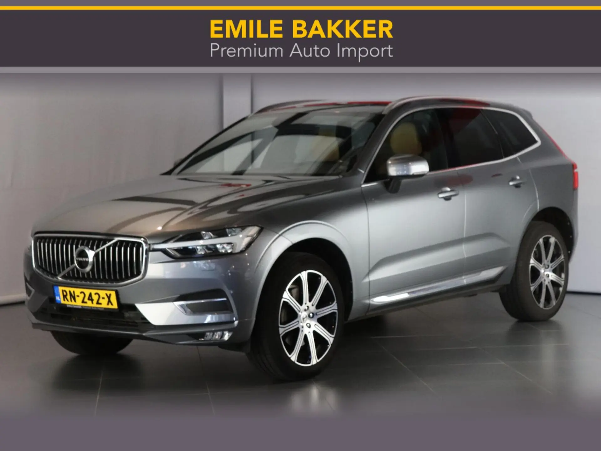 Volvo XC60 2.0 T5 AWD Inscription 2018 B